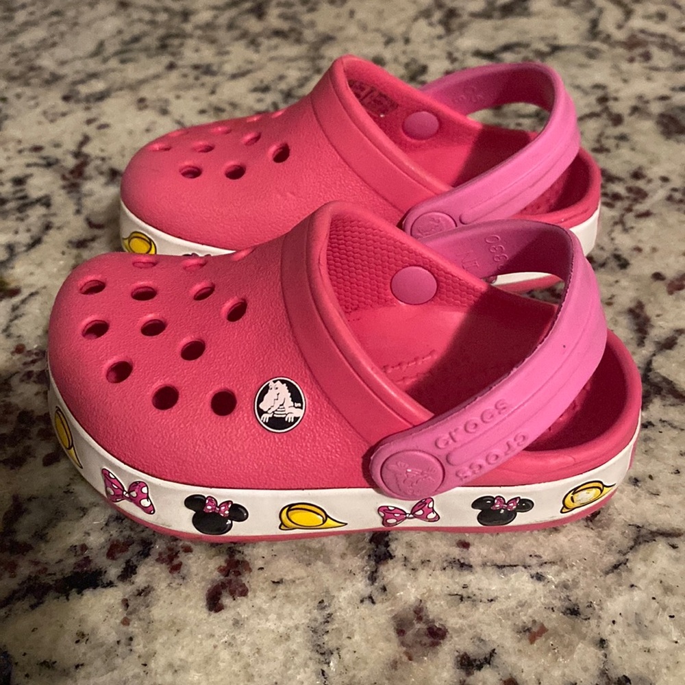 Minnie Mouse Crocs
